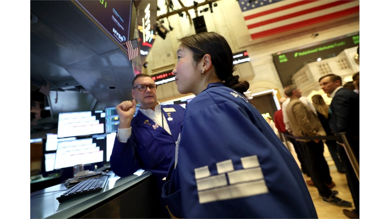 미 도매 물가 안정세에 뉴욕 증시 상승 마감...S&P 500 사상 최고치 / YTN