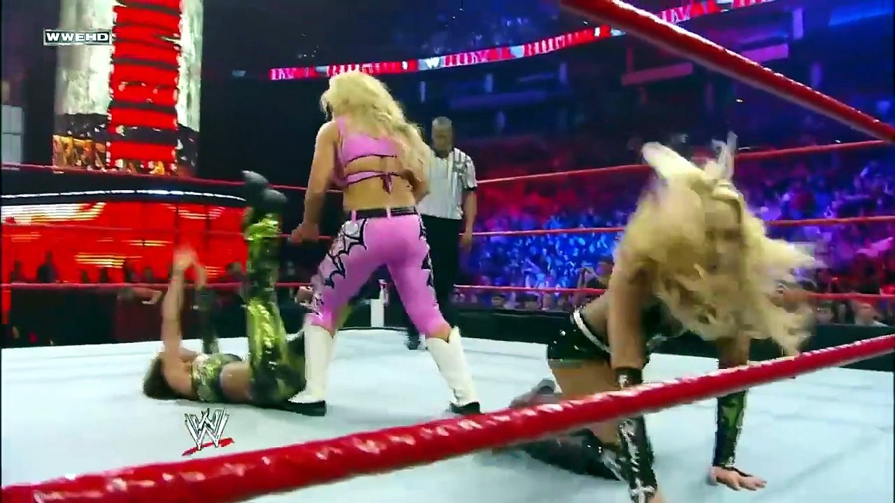 Eve Torres vs Natalya (c) vs Michelle McCool vs Layla