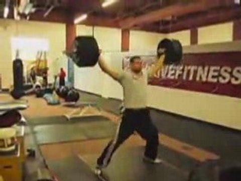 Athle Dariusz Slowik Entrainement lancer disque muscu