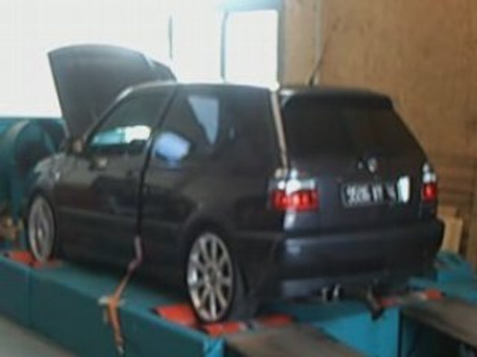 VW Golf MK3 GTI16v (Passage au banc)