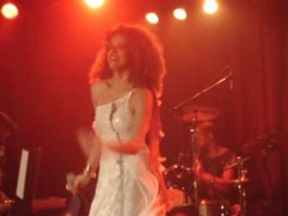 vanessa da mata