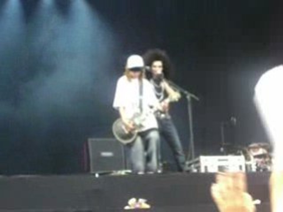 Tokio Hotel 13 Juillet 2008 Werchter Boutique