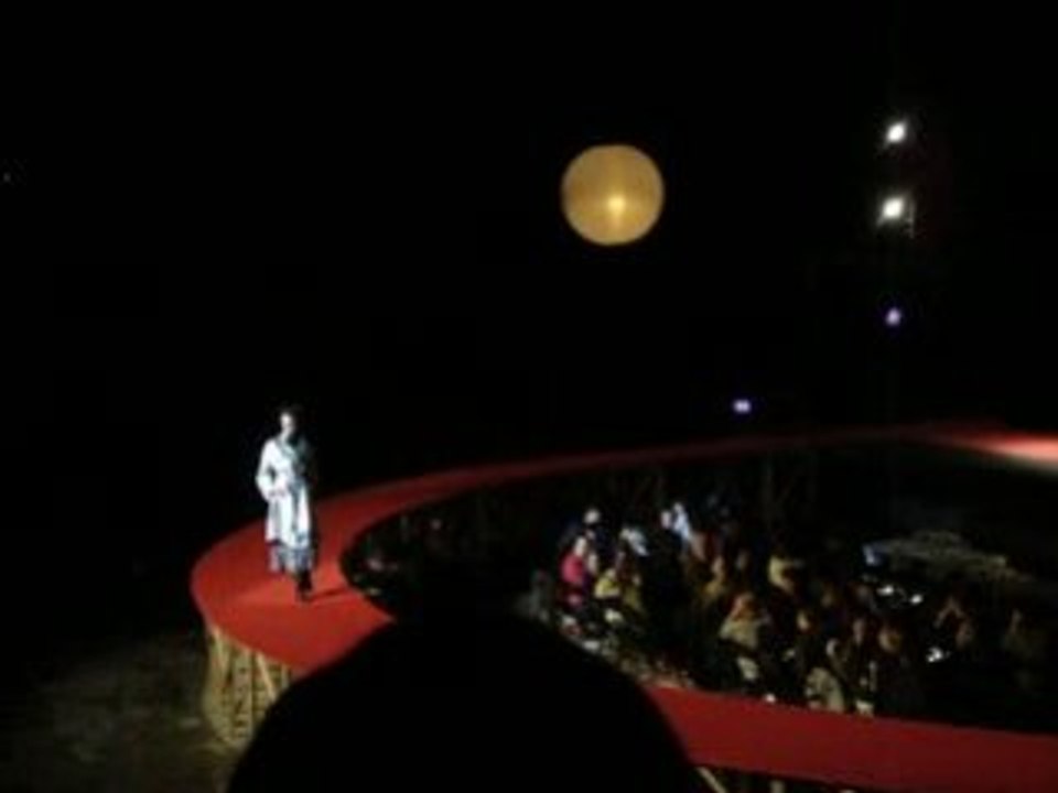 Défilé Christian Lacroix Arles rencontres 2008