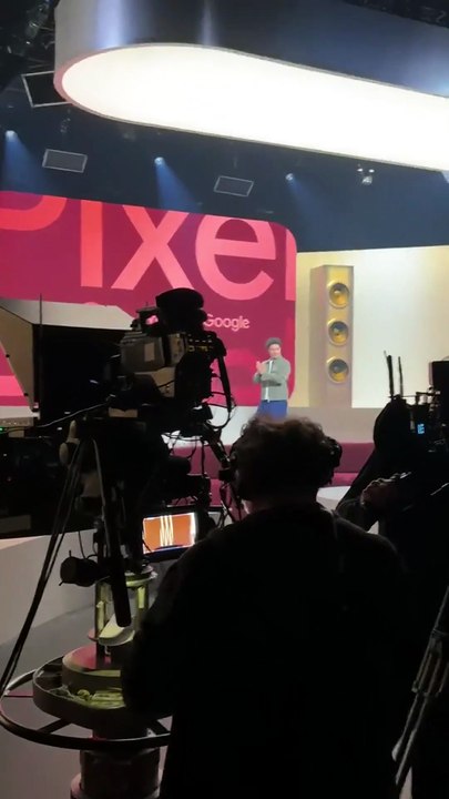 Trevor Noah Kicks Off the 'Made by Google' Event