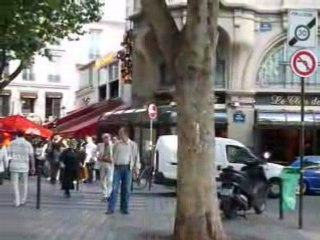 V46- Tour de la place Saint André des Arts