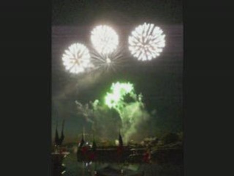 Feux d'artifice de Honfleur au 14 Juillet 2008 - partie 1