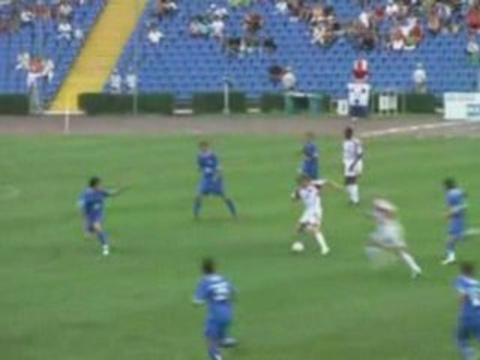 Таврия -Днепр 0:0