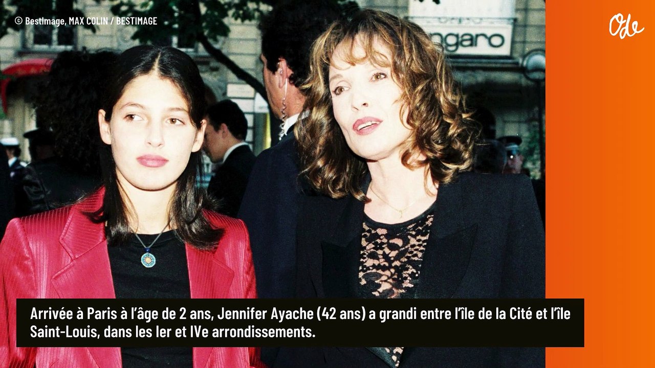 "Ma mère est restée sur l'île mais moi je suis...