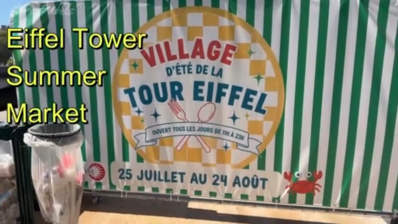 Paris Eiffel tower market