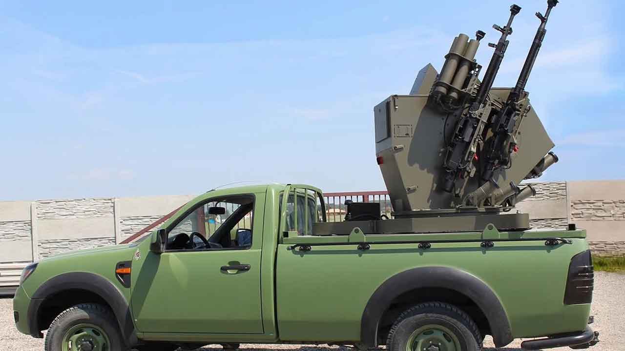 Ford Ranger becomes an anti-drone platform with four 12.7 mm machine guns