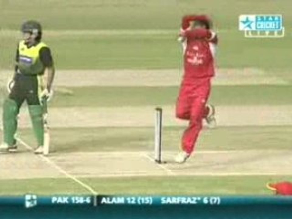 Hong Kong vs Pakistan | Nadeem Ahmed | 28th Over | (35)