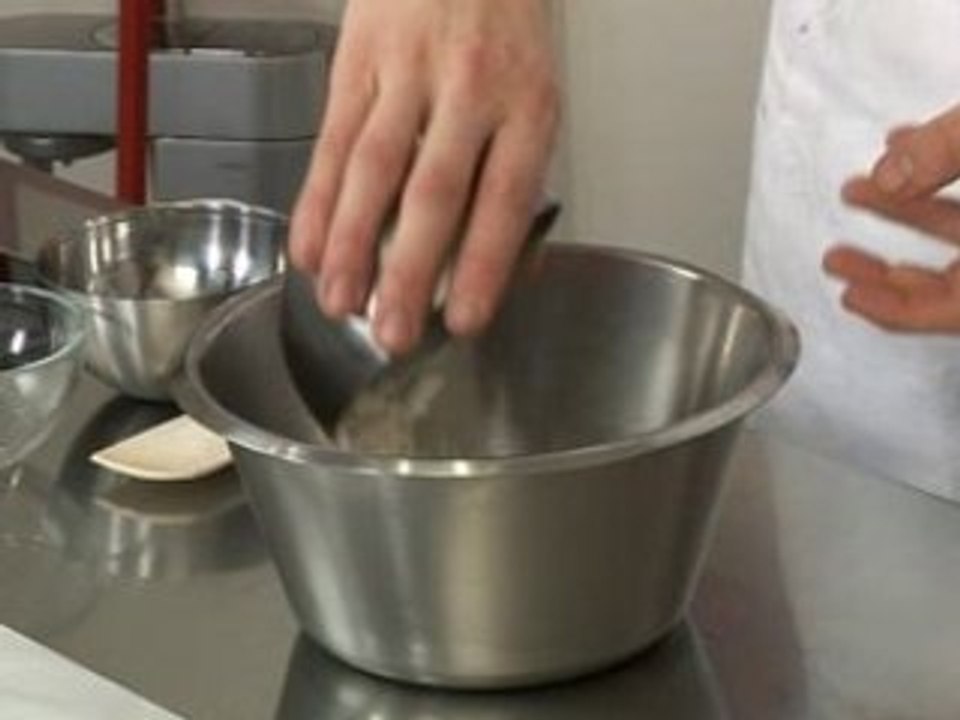 Courgettes rondes aux légumes crumble au vieux parmesan