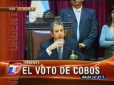 Momento en el que Cobos anuncia su voto en el Senado