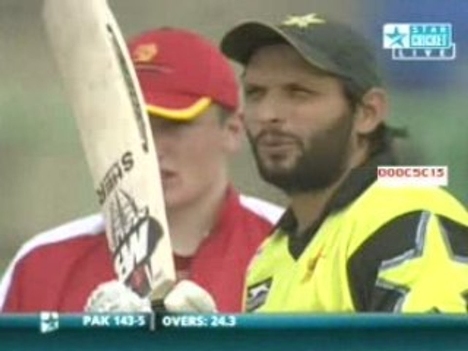 Hong Kong vs Pakistan | Najeeb Amar | 25th Over | (31)