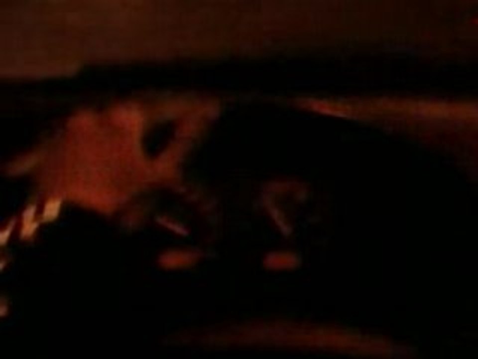 Damien Buon en train de faire des Burn en seat ibiza 16s