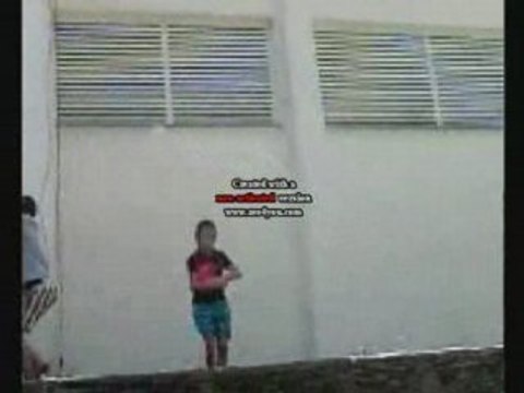 Creepy , bart ... electro vertigo sa déchire