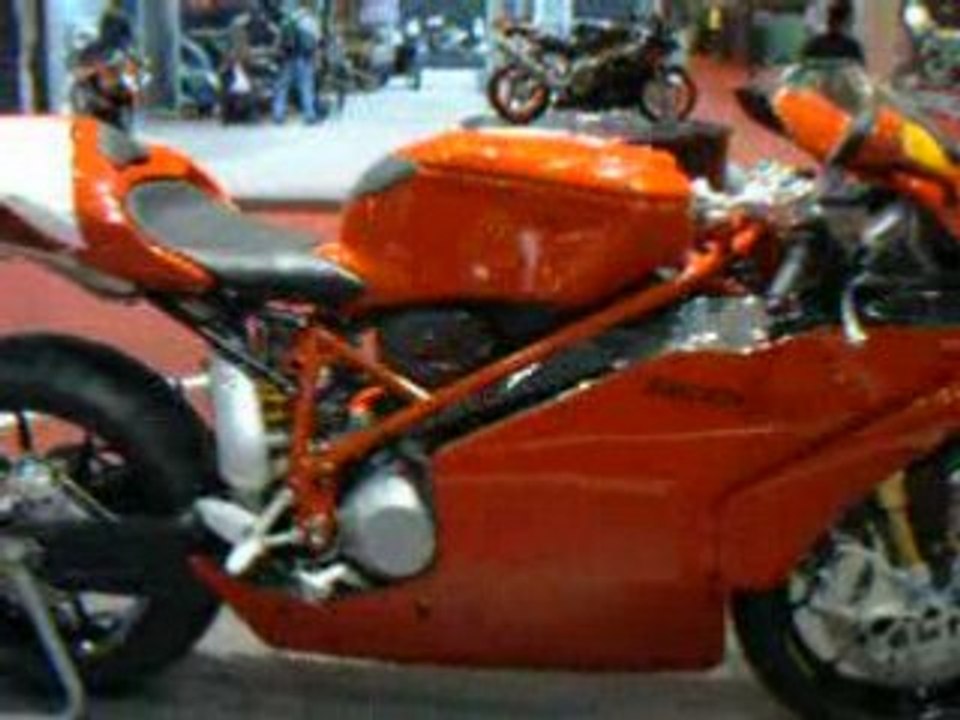 DUCATI 749 s