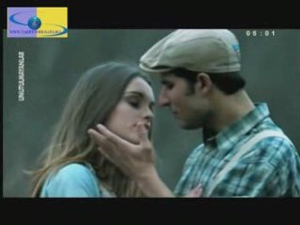 Rafet El Roman - Leyla