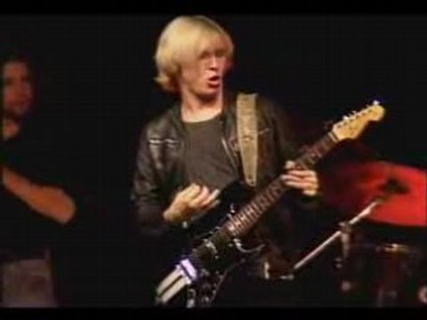 Kenny Wayne Shepherd at DMBF (Clip5)