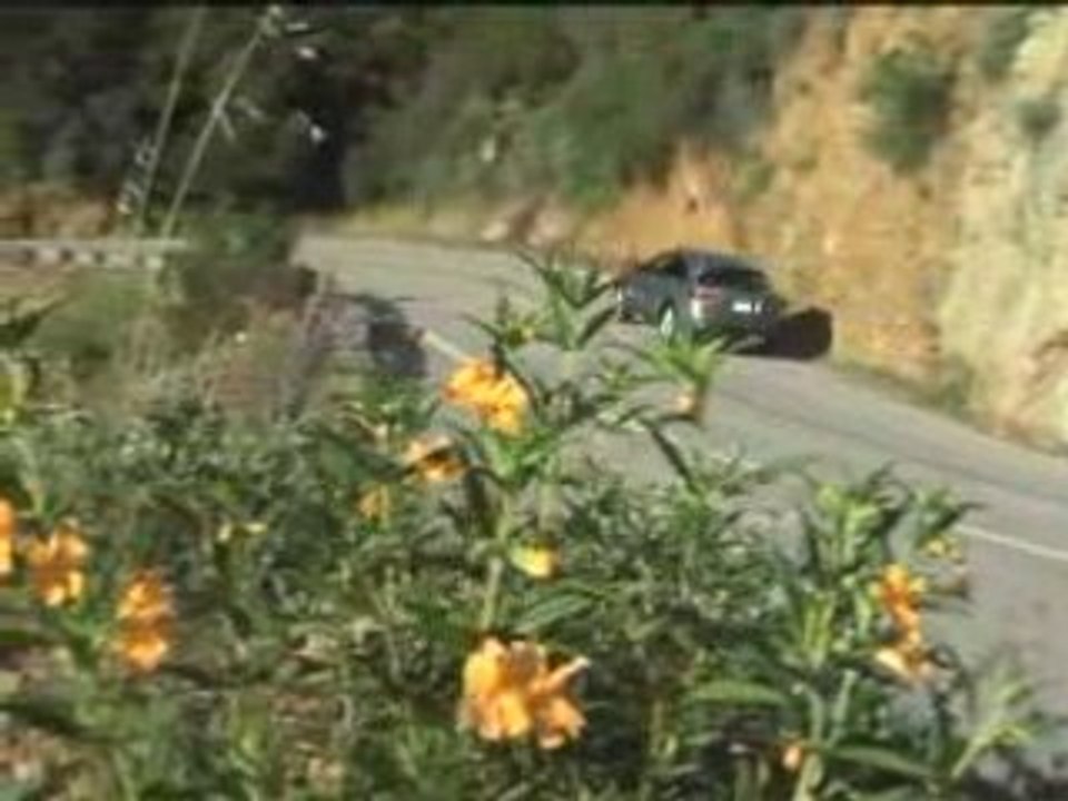 2009 Infiniti FX50 Full Test