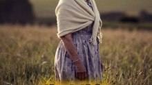 the-girl-behind-the-photo