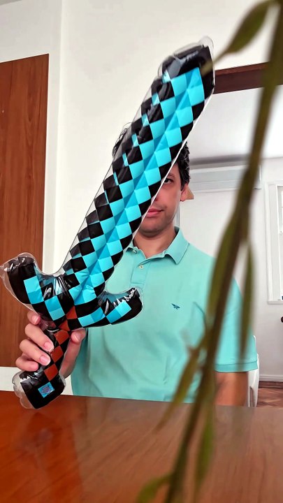Diamond Excalibur: The Ultimate Legendary Sword
