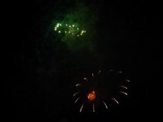 Feu d'artifice 14  juillet BESANCON 2008