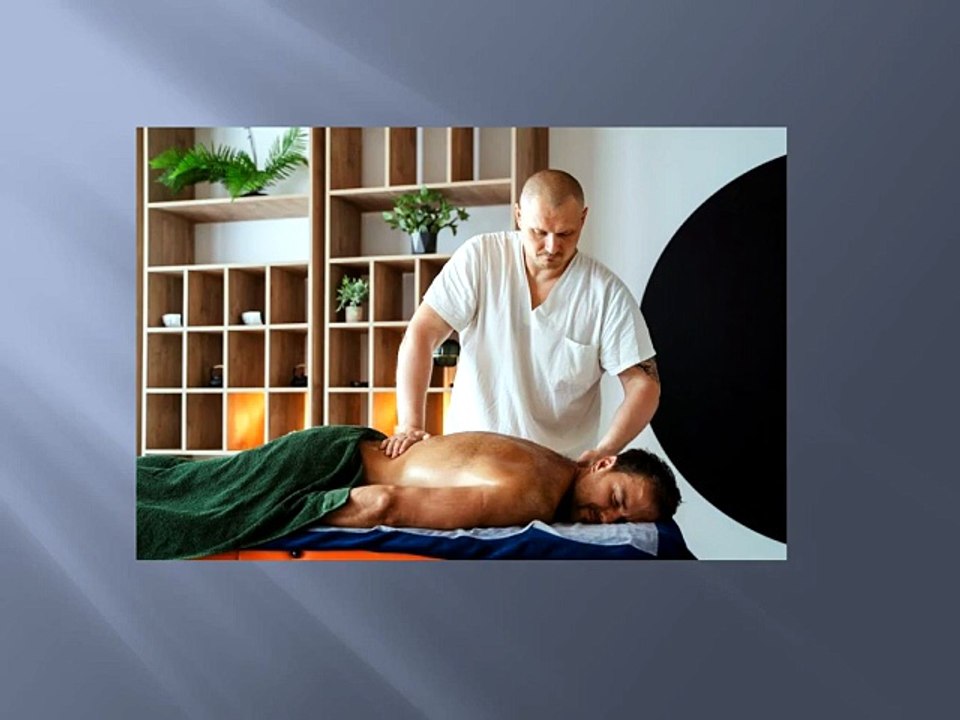 Registered Massage Therapist In Yonge: Supporting Recovery Beyond Pain Relief
