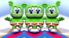 DOUBLE MIRROR Gummibär RE QUES VIDOE Dutch HD Gummy Bear Song