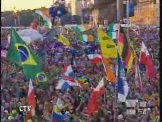 Singing with the Holy Father (source H20news et ctv)