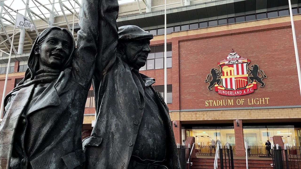 Sunderland and Everton Eye More Options Before Window Closes
