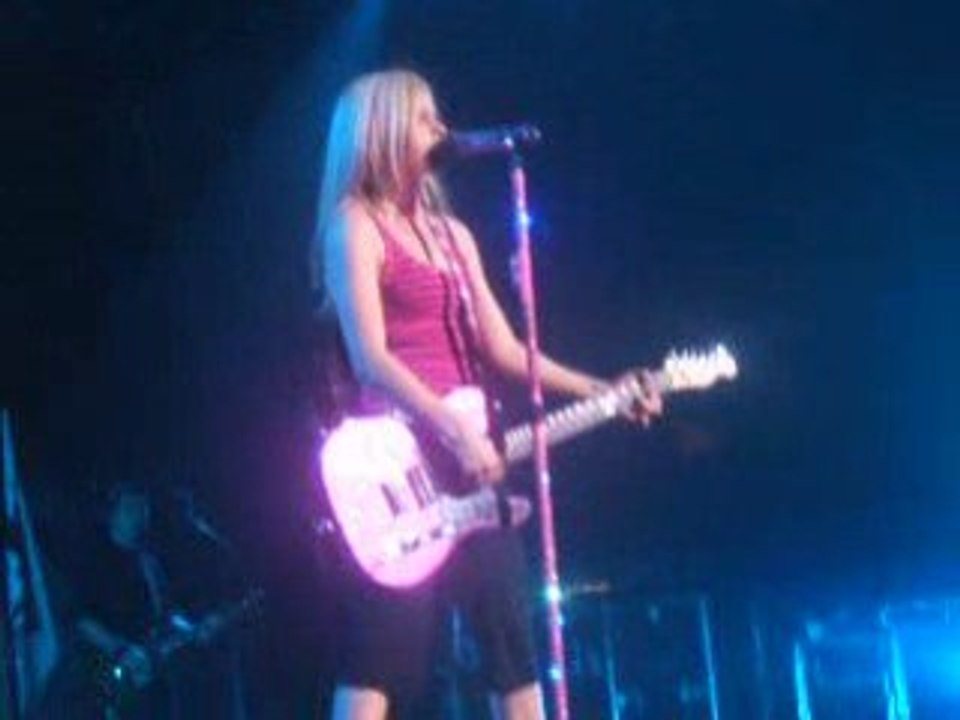 Concert Avril Lavigne 10.06.08 My Happy Ending
