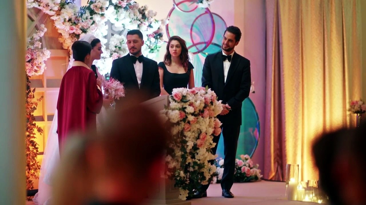 المسلسل التركي متاهة الحب الحلقة 16 مدبلج