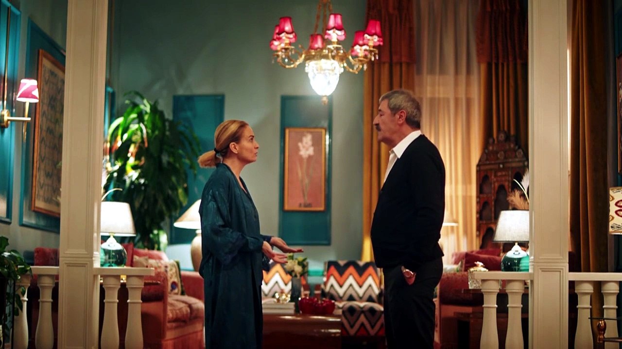 المسلسل التركي متاهة الحب الحلقة 17 مدبلج