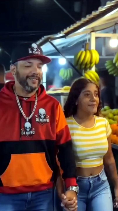 Mexeu Com Minha Mulher