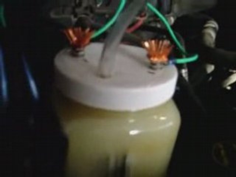 Car Running On Water - Cars That Run off Water - Hydrogen