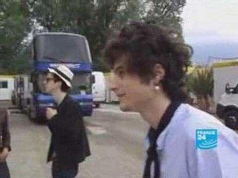 French rock band BB Brunes portrayed