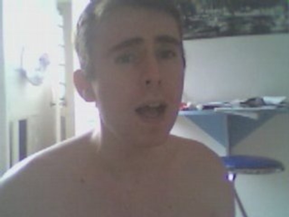 Wiwi égratigne "Viens l'oublier"