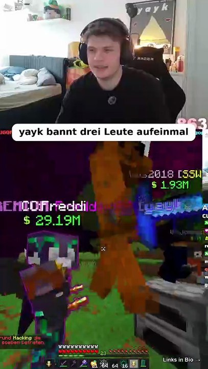Yayk bannt drei leute aufeinmal