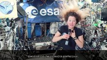 La prima astronauta francese a camminare nello spazio: "Lassù ci si sente piccolissimi"