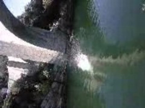 Moi ki saut du pont du diable auteur 20 metre