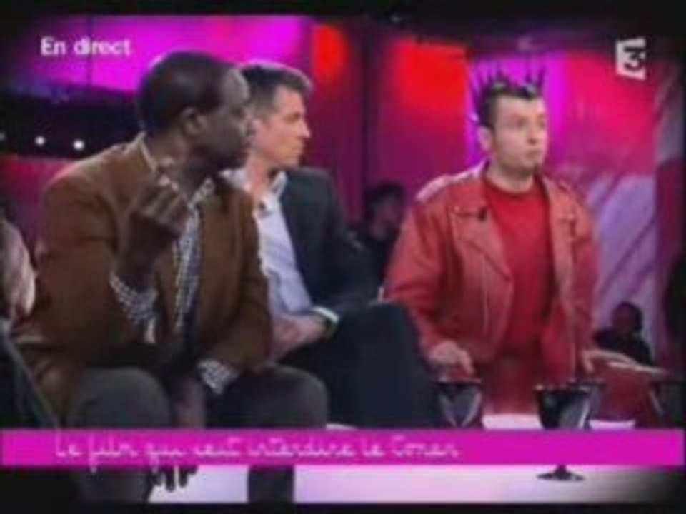 Caroline Fourest se prend la vérité en pleine tronche!