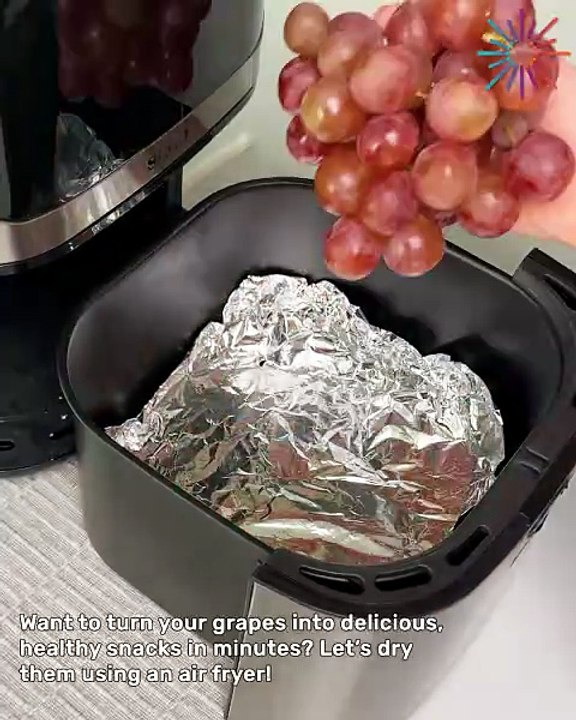 Drying grapes like a pro 🍇👨‍🍳