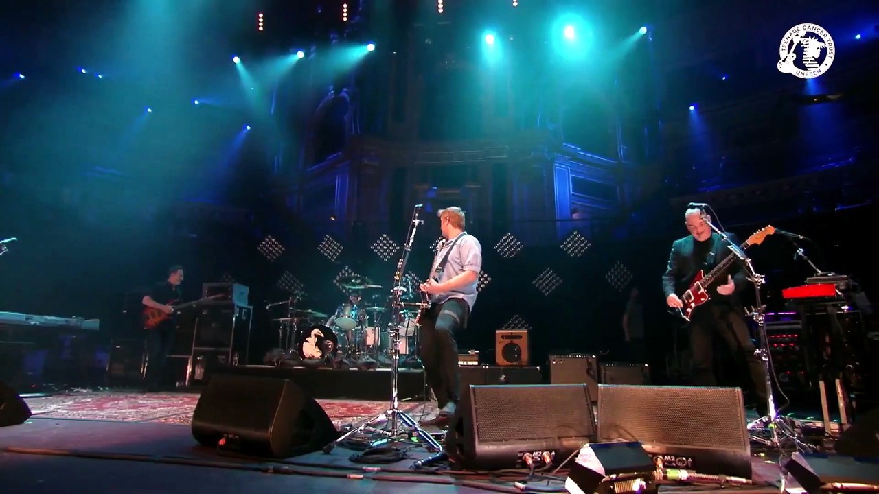 Dead End Friends - Them Crooked Vultures (live)