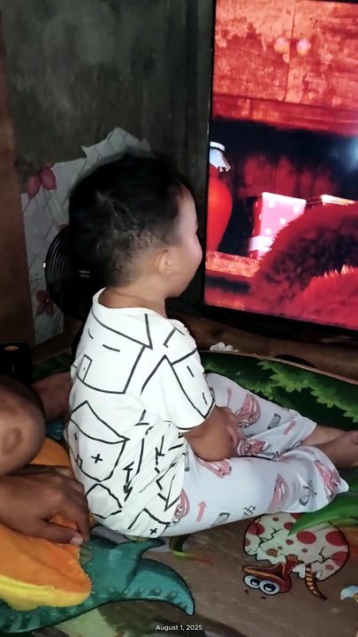 Mitan-aw sa TV si Isaiah
