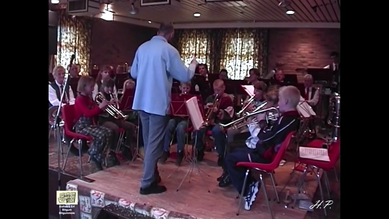 1998 100 jier Harmonie Bitgum Jeugd ûnder lieding Piet v.d.Heide
