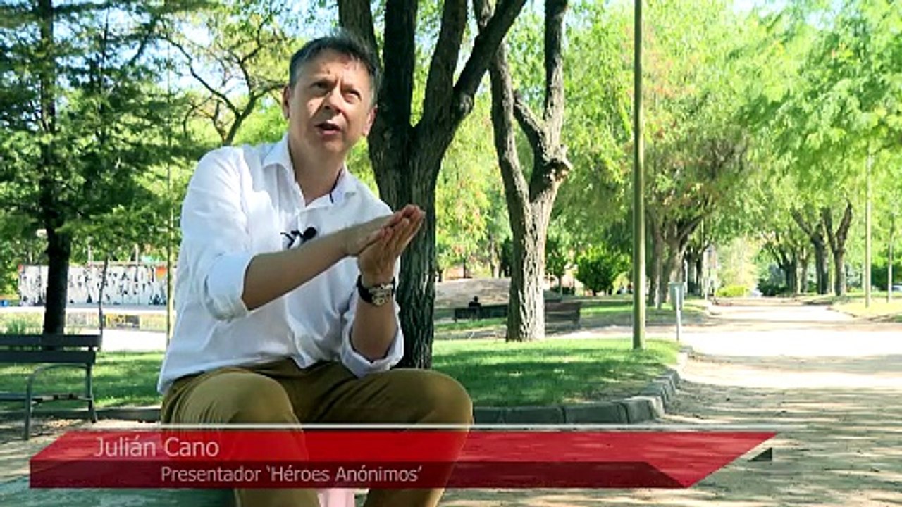 Una década de 2.500 testimonios de superación cosidos por Julián Cano en 'Héroes Anónimos'