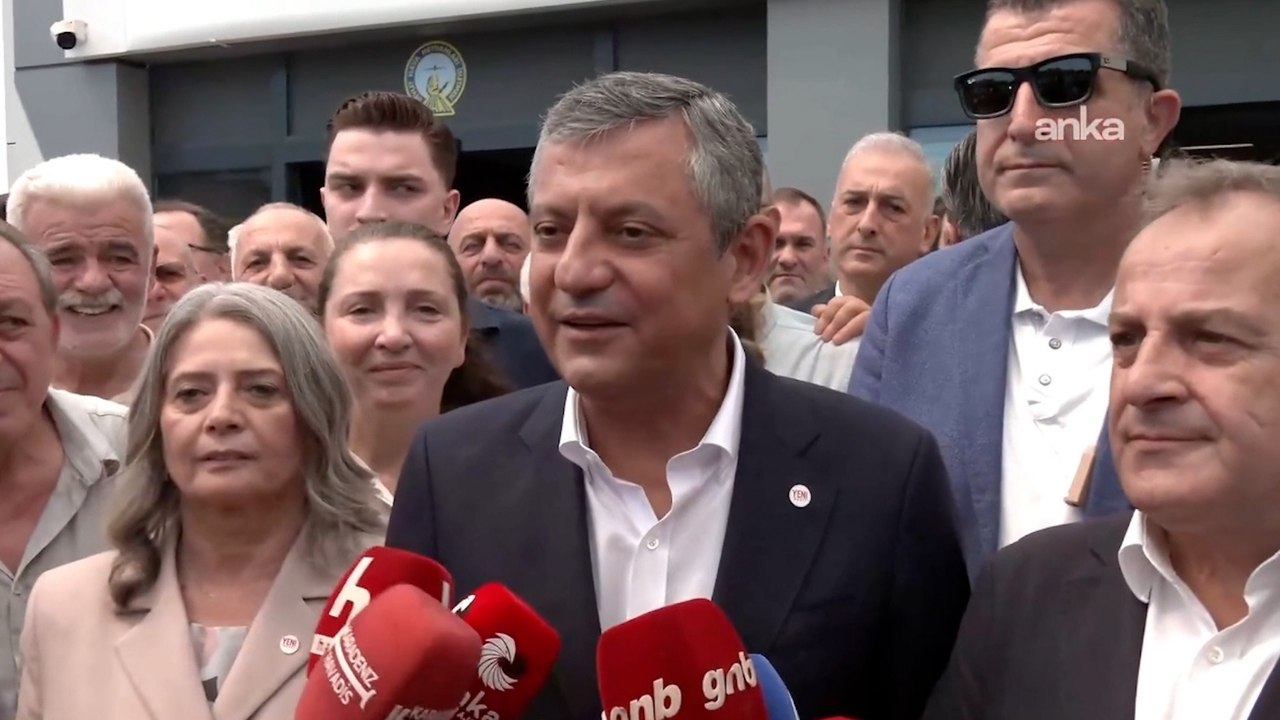 Özgür Özel Trabzon'dan seslendi: Yeni Parti'yi...