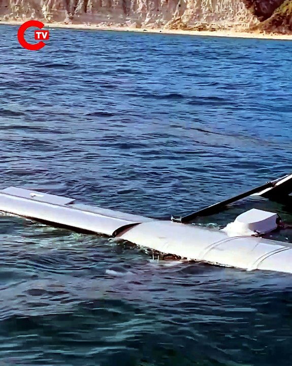 Karaburun sahilde mühimmat yüklü olduğu değerlendirilen İHA bulundu