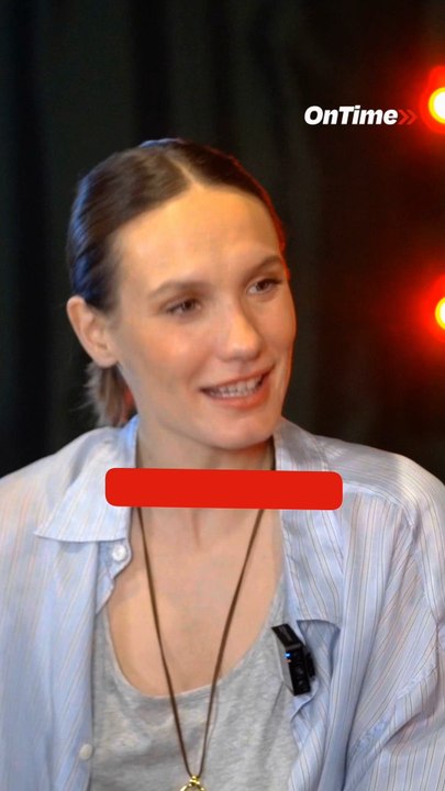 Ana Girardot retourne l’interview